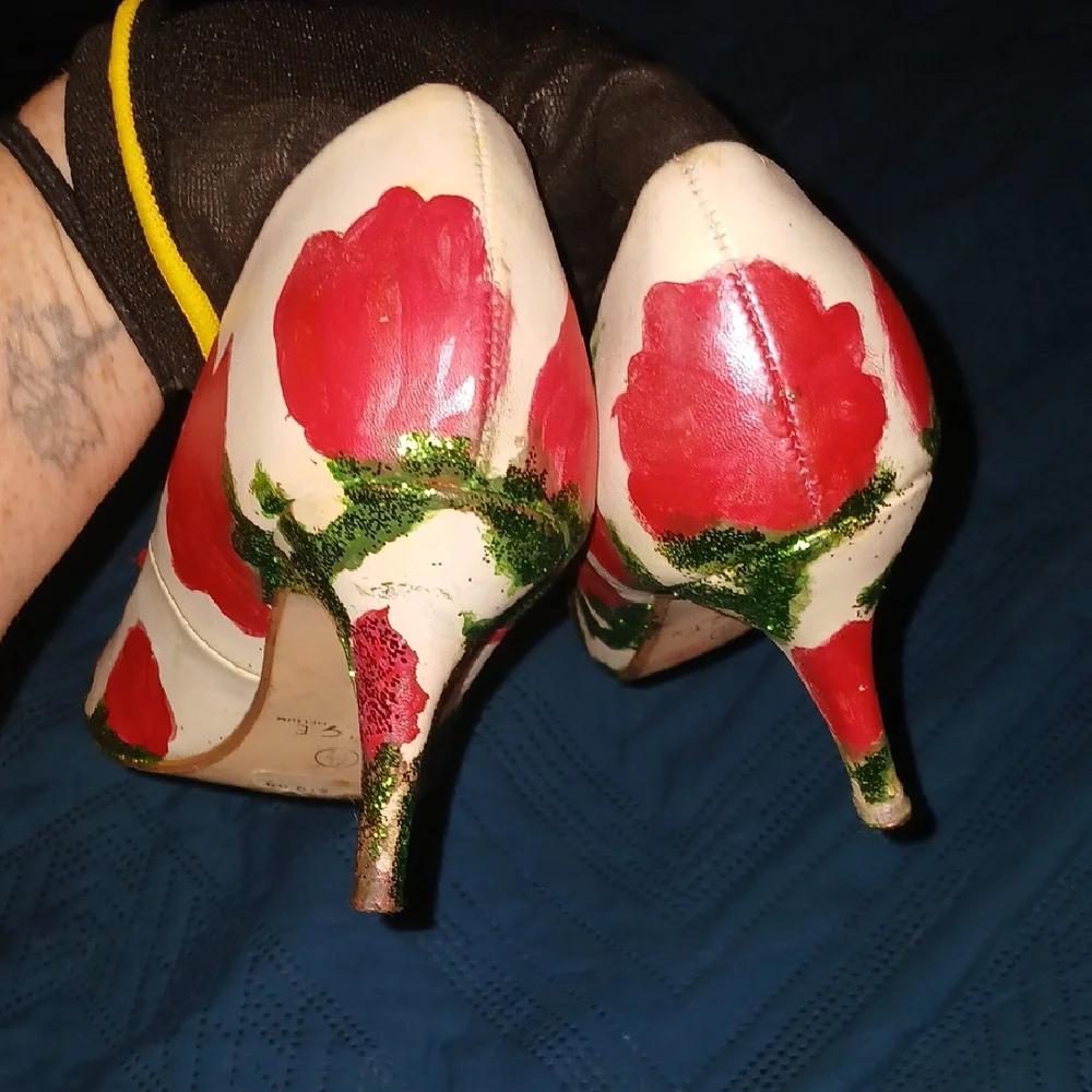Rouge Helium these stylish